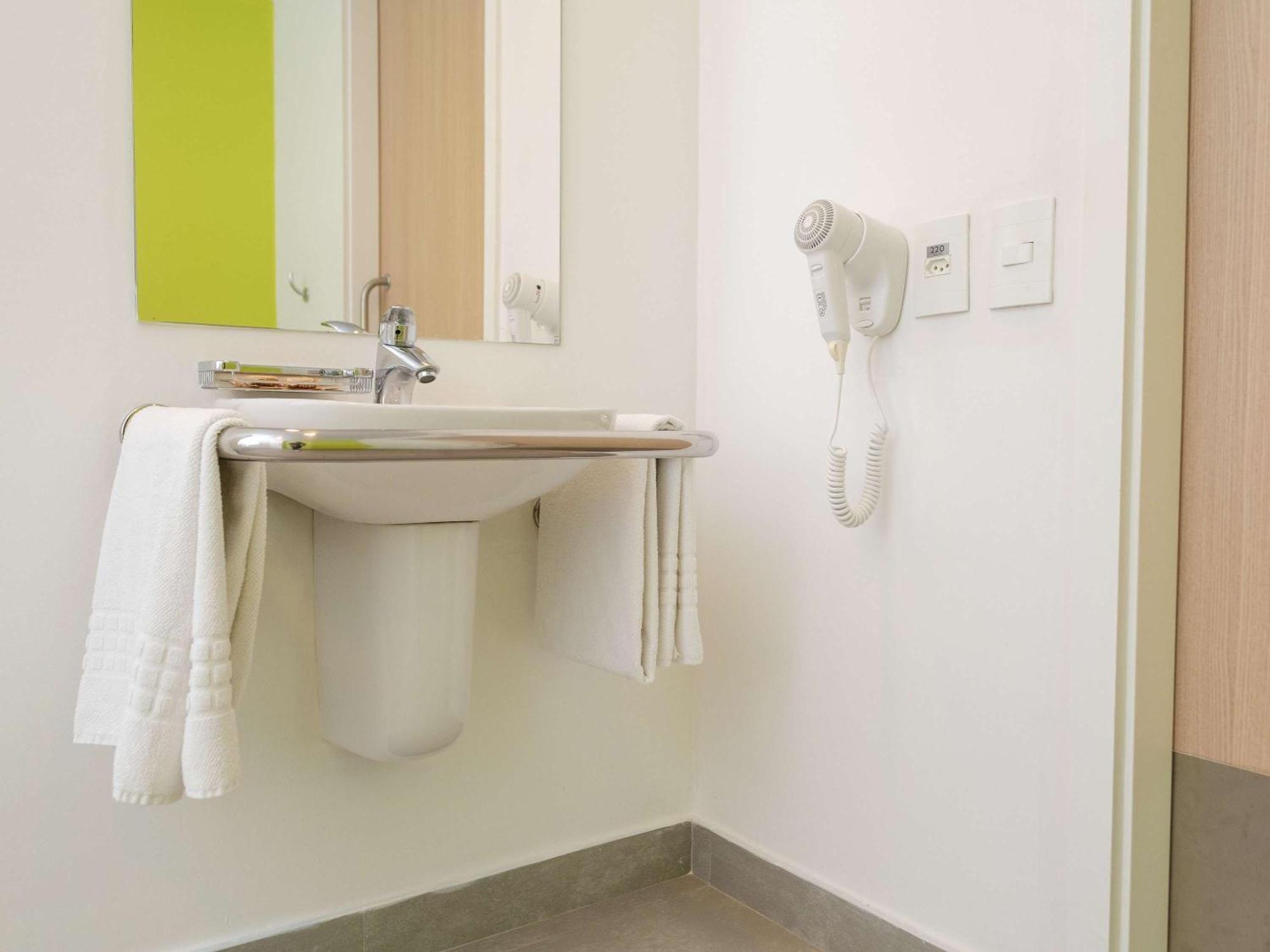 Ibis Budget Sorocaba Esterno foto